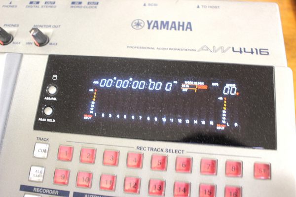 ヤマハのオーディオワークステーション AW4416を買取しました | 岡山